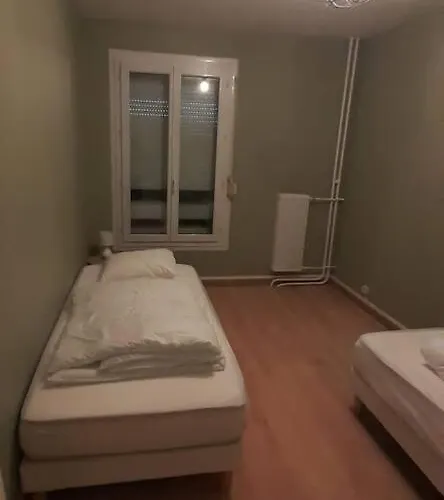 4 Personnes 70m2 8 Apartment Charleville-Mézières